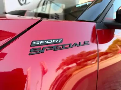 Photo 6 Alfa Romeo Junior  1.2 Ibrida 145ch Sport Speciale e-DCT6