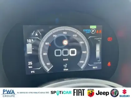 Photo 10 Abarth 500 C e 155ch 42kWh Pack 4cv