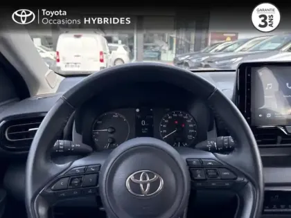 Photo 12 Toyota Yaris  116h Dynamic 5p MC24