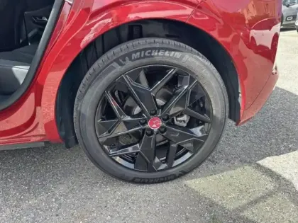 Photo 10 DS DS 4  E-TENSE 225ch Performance Line +