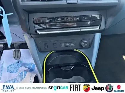 Photo 11 Fiat Panda Grande  1.2 Turbo 100ch Icône