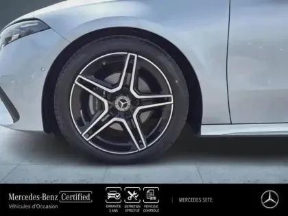 Photo 8 Mercedes Classe A  180 136ch Edition 140 7G-DCT