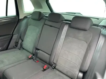 Photo 8 Volkswagen Tiguan  1.5 TSI 150ch Elegance DSG7
