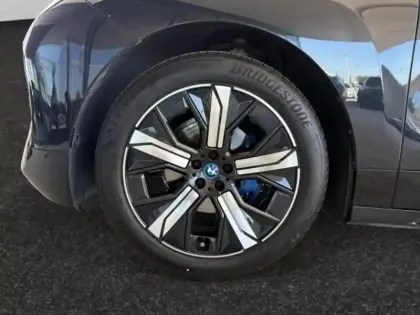 Photo 13 BMW Ix  xDrive50 523ch