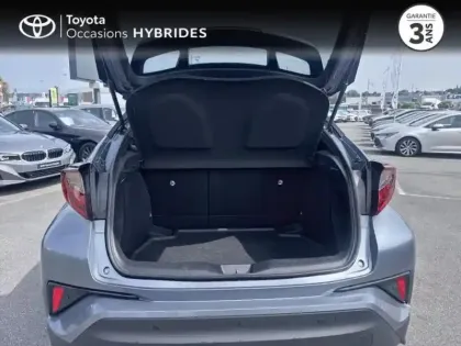 Photo 16 Toyota C-HR  1.8 Hybride 122ch Design E-CVT