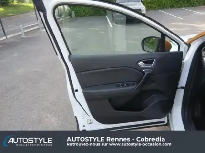 Photo 13 Renault Captur  1.0 TCe 100ch Intens