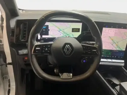 Photo 29 Renault Austral  1.2 E-Tech full hybrid 200ch Iconic esprit Alpine