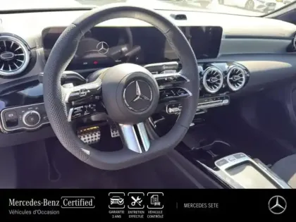 Photo 9 Mercedes Classe A  180 d 116ch AMG Exclusive Design 8G-DCT