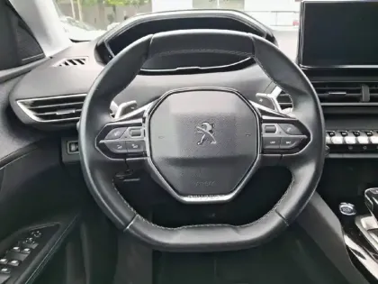 Photo 8 Peugeot 5008  BlueHDi 130ch S&S EAT8