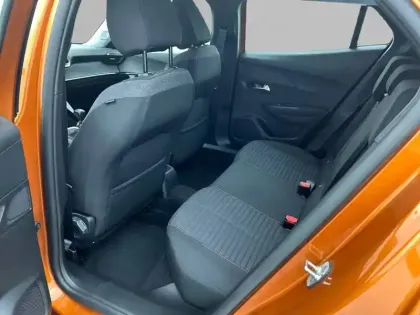 Photo 11 Peugeot 2008  PureTech 100 S&S BVM6