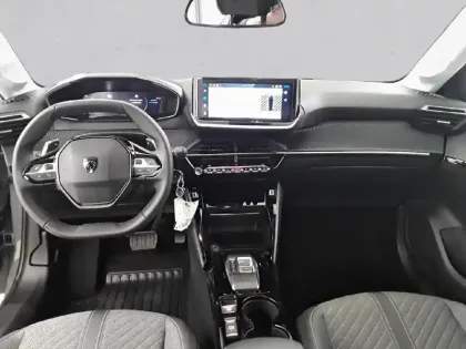 Photo 7 Peugeot 208  Hybrid 110 ch e-DCS6