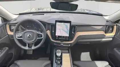 Photo 13 Volvo XC60  T6 AWD Hybride rechargeable 253 ch+145 ch Geartronic 8