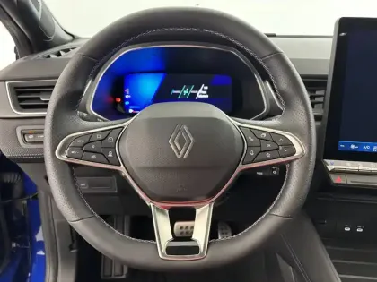 Photo 31 Renault Symbioz  E-Tech full hybrid 145