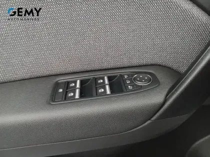 Photo 15 Renault Symbioz  E-Tech full hybrid 145