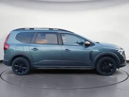 Photo 7 Dacia Jogger  Hybrid 140 7 places GSR2