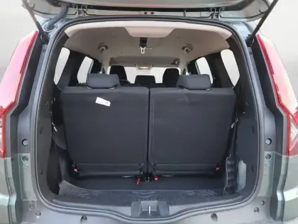 Photo 12 Dacia Jogger  Hybrid 140 7 places GSR2