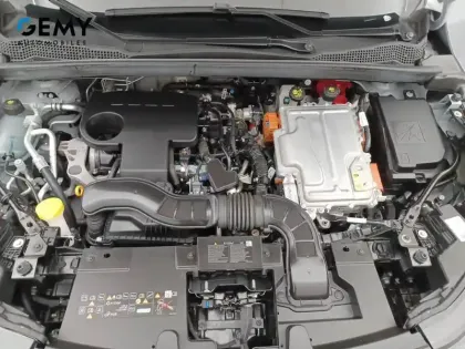Photo 27 Renault Symbioz  E-Tech full hybrid 145