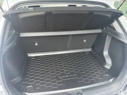 Photo 18 Hyundai Kona  1.6 GDi Hybrid