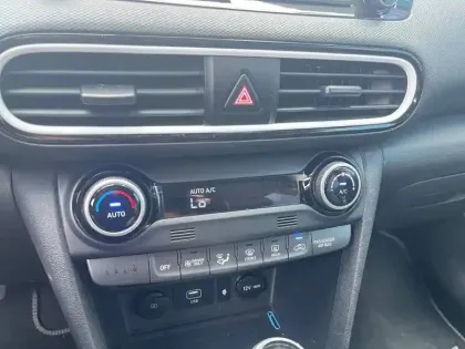 Photo 22 Hyundai Kona  1.6 GDi Hybrid