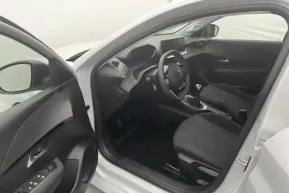 Photo 64 Peugeot 208  100 S&S BVM6