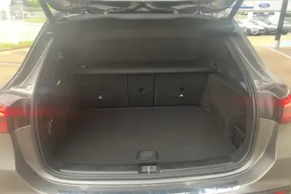 Photo 8 Mercedes GLA  200 d 8G-DCT