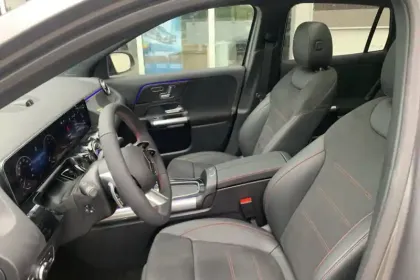 Photo 9 Mercedes GLA  200 d 8G-DCT