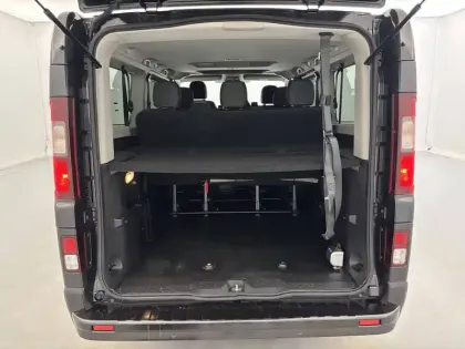Photo 26 Renault Trafic  Blue dCi 150