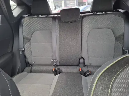 Photo 27 Renault Captur  E-Tech full hybrid 145 ch