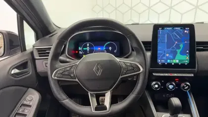 Photo 21 Renault Clio  E-Tech full hybrid 145 ch GSR2