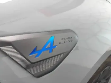 Photo 12 Renault Clio  E-Tech full hybrid 145 ch GSR2
