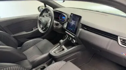 Photo 20 Renault Clio  E-Tech full hybrid 145 ch GSR2
