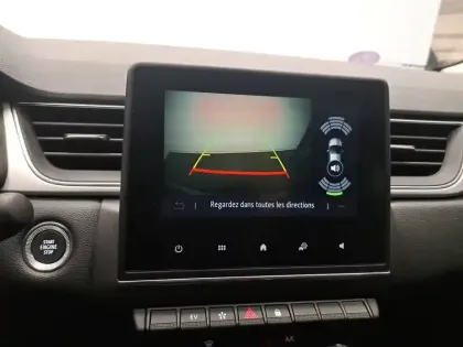 Photo 38 Renault Captur  E-Tech full hybrid 145