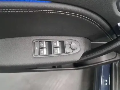 Photo 27 Renault Captur  E-Tech full hybrid 145