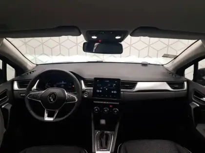 Photo 43 Renault Captur  E-Tech full hybrid 145