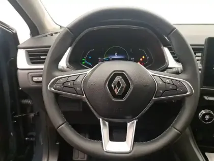 Photo 32 Renault Captur  E-Tech full hybrid 145