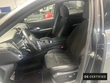 Photo 8 DS DS 7 DS7 Crossback Hybride E-Tense 225 EAT8