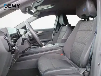 Photo 8 Renault Austral  E-Tech hybrid 200