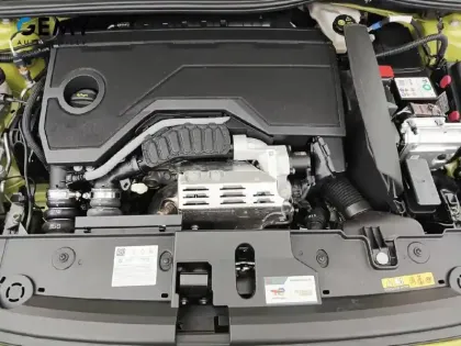 Photo 11 Peugeot 208  Hybrid 110 ch e-DCS6