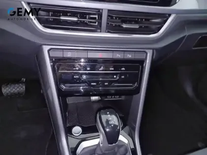Photo 30 Volkswagen T-roc  1.5 TSI EVO 150 Start/Stop DSG7