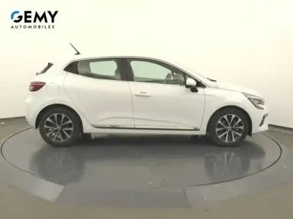 Photo 18 Renault Clio  E-Tech 140 - 21N