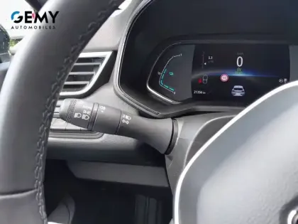 Photo 17 Renault Clio  E-Tech full hybrid 145