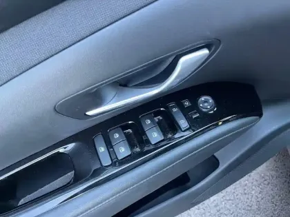 Photo 20 Hyundai Tucson  1.6 T-GDI 230 Hybrid BVA6