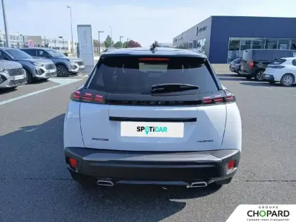 Photo 28 Peugeot 2008  Hybrid 136 e-DCS6
