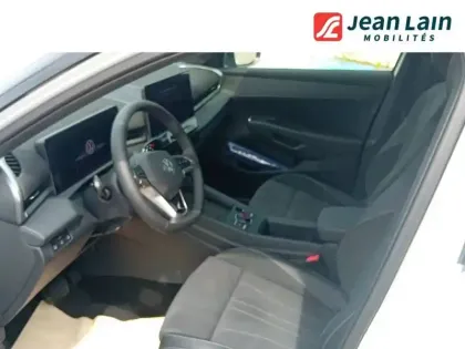 Photo 10 Volkswagen T-roc  1.5 eTSI EVO2 Hybrid 150 ch DSG7