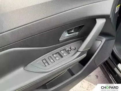 Photo 8 Peugeot 308  Hybrid 145 e-DCS6