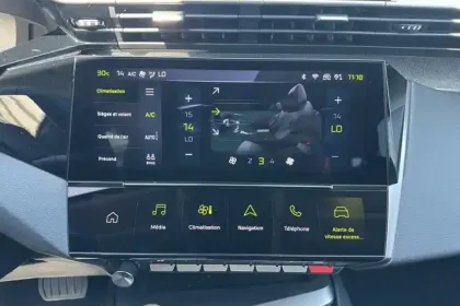 Photo 24 Peugeot 408  Electrique 58 kWh 210 ch