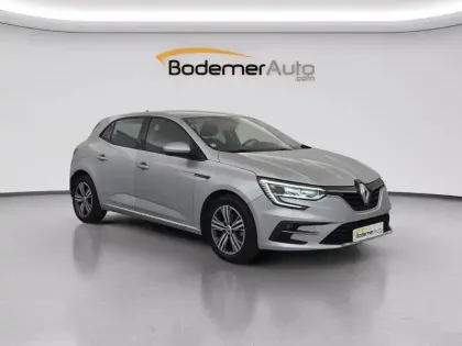 Photo 21 Renault Megane  IV Berline TCe 140