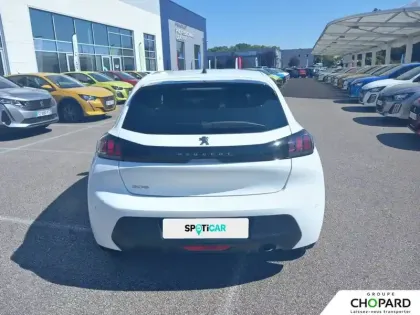 Photo 28 Peugeot 208  PureTech 100 S&S BVM6