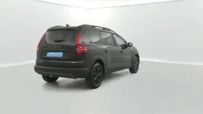 Photo 17 Dacia Jogger  Hybrid 140 7 places GSR2