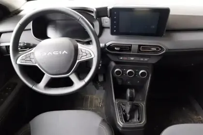 Photo 8 Dacia Jogger  Hybrid 140 7 places GSR2